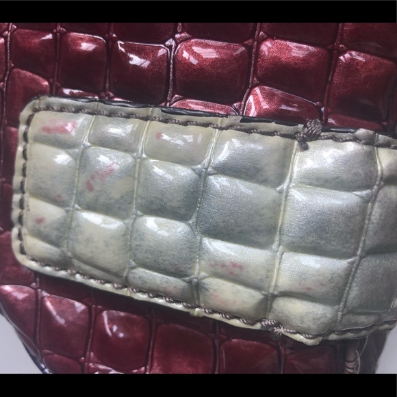 Guess Handbag - Picture 7 of 13